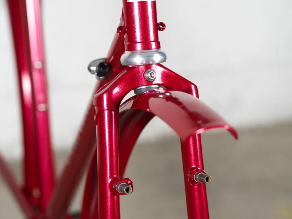 Détail cadre et fourche vélo vintage La Belle Époque